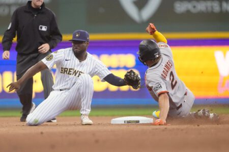 Milwaukee Brewers vs San Francisco Giants