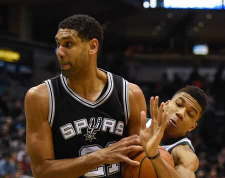 Milwaukee Bucks: Giannis Antetokounmpo Listed as 2nd Best Power Forward in 21st Century by Popular Sports Publication USATSI 9037439 e1756209554652