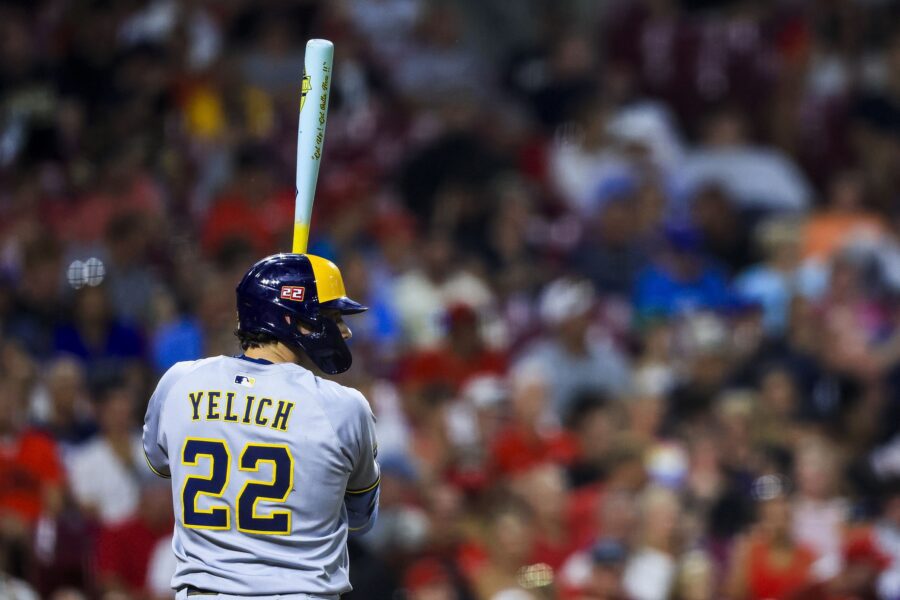 Pat Murphy says Bob Uecker’s presence fueled Brewers’ rally 3 Aug 15, 2025; Cincinnati, Ohio, USA; Milwaukee Brewers designated hitter Christian Yelich (22) at bat in the sixth inning against the Cincinnati Reds at Great American Ball Park. Mandatory Credit: Katie Stratman-Imagn Images