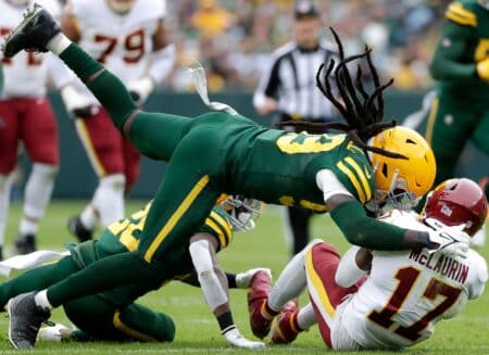 Commanders’ Terry McLaurin fires unbothered claim before Packers game Green Bay Packers linebacker De'Vondre Campbell (59) tackles Washington Football Team wide receiver Terry McLaurin (17)