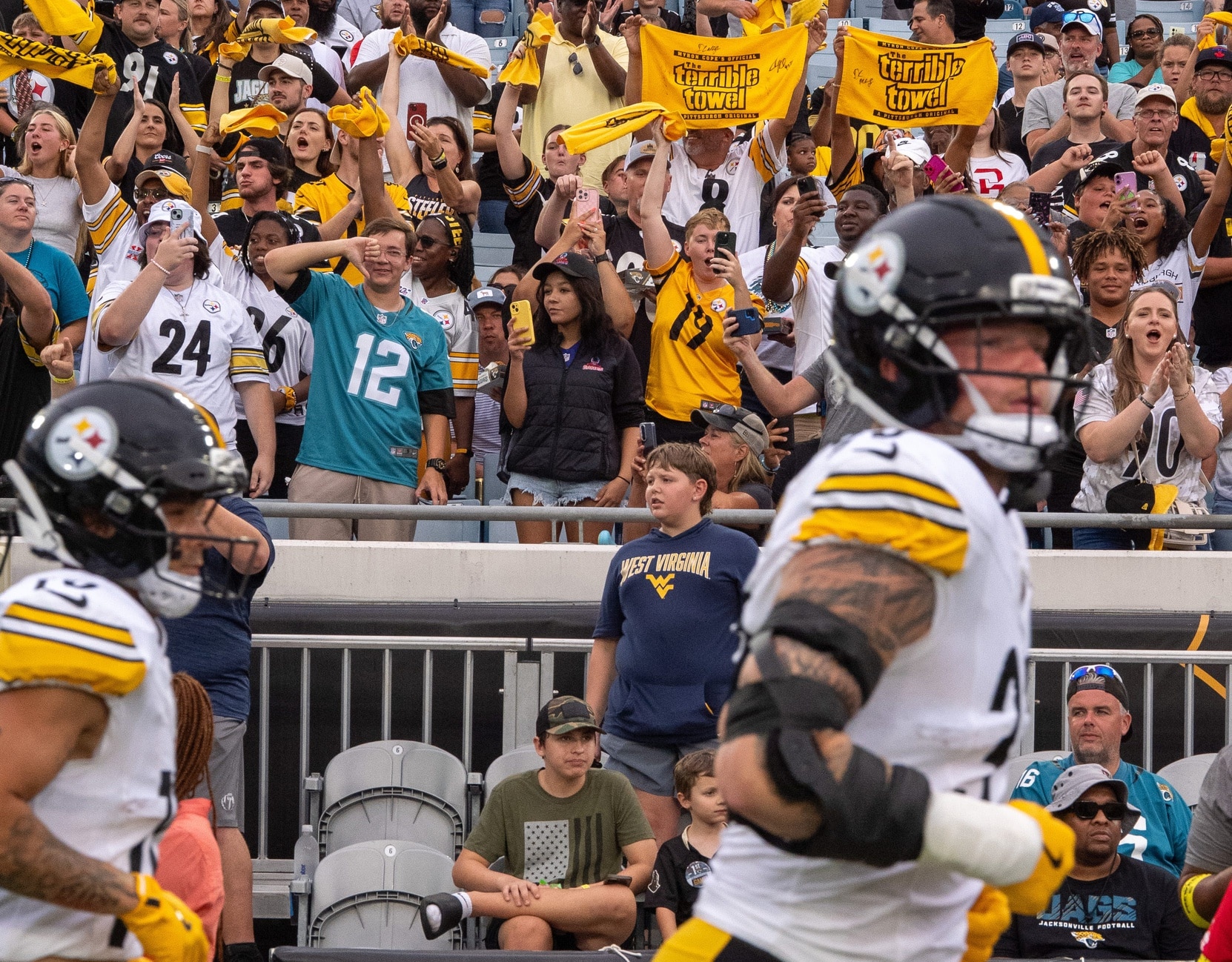 Why The Pittsburgh Steelers Might Consider Dublin Home Field Advantage Against Packers Rivals