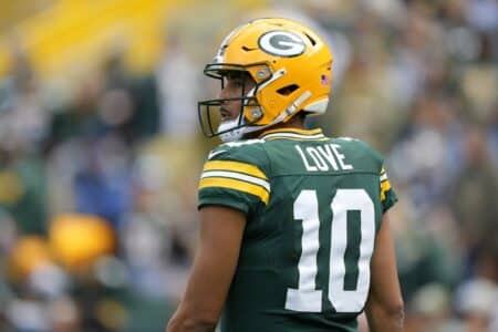 Green Bay Packers quarterback Jordan Love (10).