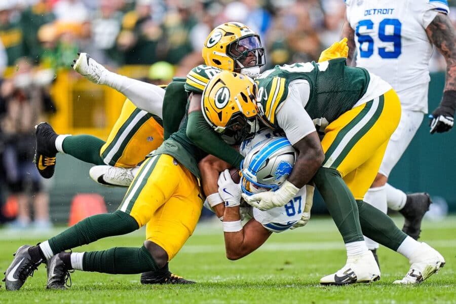 Packers linebacker named ‘most rangy’ in the NFL Detroit Lions tight end Sam LaPorta (87) makes a catch against Green Bay Packers linebacker Edgerrin Cooper (56) an defensive tackle Colby Wooden (96).