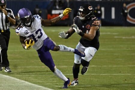 Ex-Packers RB Aaron Jones close to shattering Saquon Barkley’s mark after wild Week 1 MNF Aaron Jones, Minnesota Vikings
