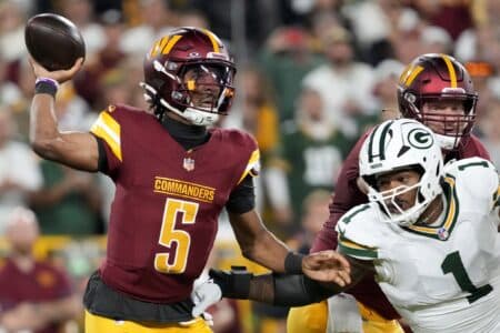 Green Bay Packers defensive end Micah Parsons (1)