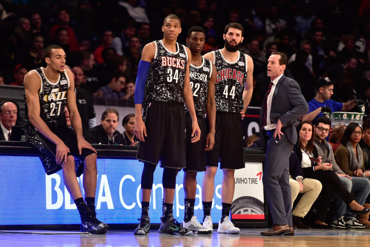 Milwaukee Bucks: 2023 Coaching Candidate Was Among the Firsts to See Giannis Antetokounmpo Becoming the Best, Wanted to Trade Him for Him As Bucks Coach USATSI 8382202