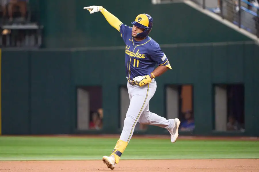 Brewers star commits to 2026 World Baseball Classic 1 Sep 10, 2025; Arlington, Texas, USA; Milwaukee Brewers left fielder Jackson Chourio (11) rounds the bases after hitting a solo home run against the Texas Rangers during the first inning at Globe Life Field. Mandatory Credit: Jim Cowsert-Imagn Images