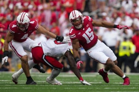 Former UCLA commit sets Badgersโ visit for Heartland Trophy game Wisconsin Badgers