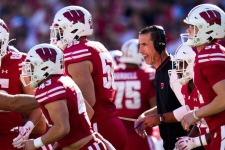 Wisconsin Badgers add athletic 2026 Safety Kah’ni Watts Wisconsin Badgers