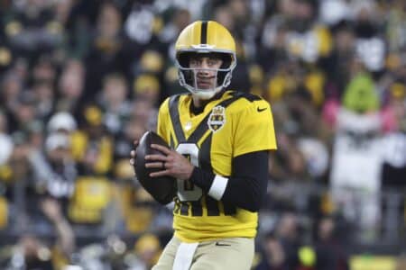 Aaron Rodgers makes strong opinion on ex-Packers WR potentially joining Steelers Aaron Rodgers, Pittsburgh Steelers, Green Bay Packers