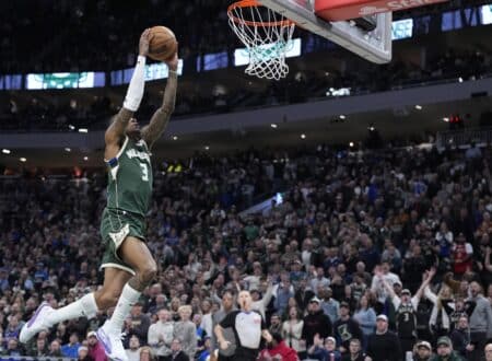 Austin Rivers sees a surprise breakout brewing with the Bucks Apr 8, 2025; Milwaukee, Wisconsin, USA; Milwaukee Bucks guard Kevin Porter Jr. (3) dunks the ball against the Minnesota Timberwolves in the second half at Fiserv Forum. Mandatory Credit: Michael McLoone-Imagn Images