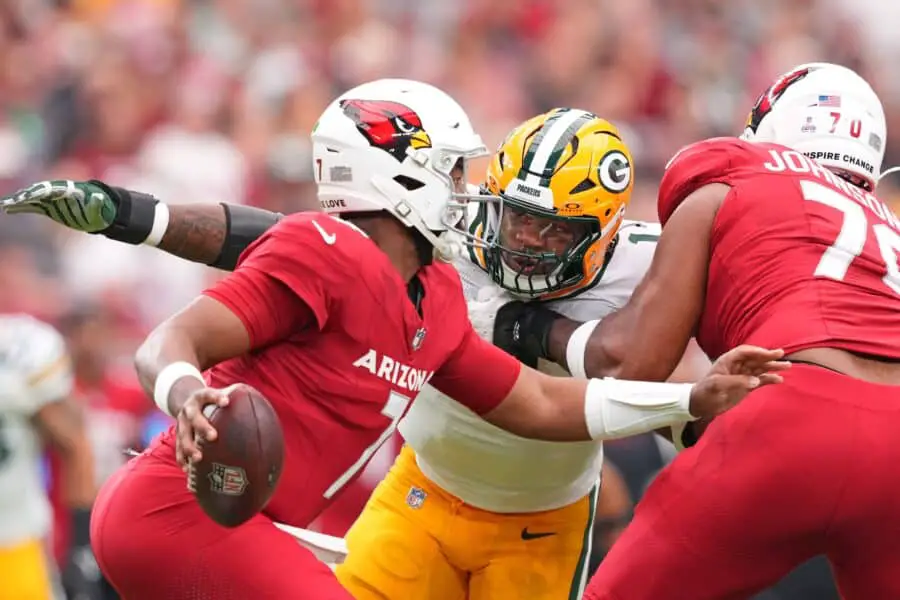 Packers' Micah Parsons dominates Cardinals and throws shade at Jerry Jones 1 Packers' Micah Parsons Dominates Cardinals And Throws Shade At Jerry Jones