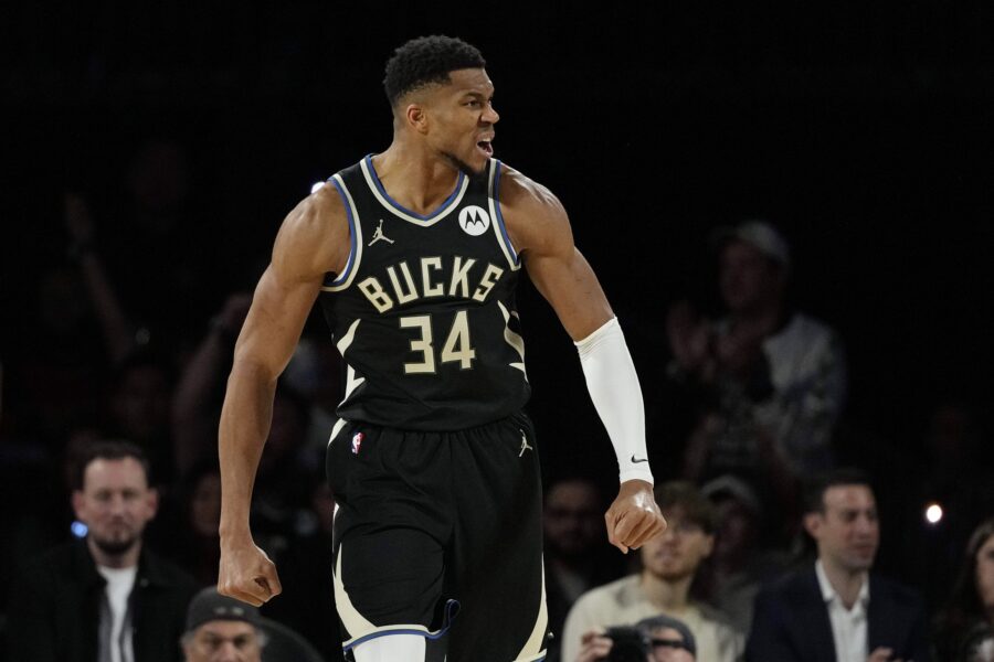"Can't be a tough guy and whine at the same time": Giannis Antetokounmpo sets tone in fiery Bucks practice session 2 Dec 14, 2024; Las Vegas, Nevada, USA; Milwaukee Bucks forward Giannis Antetokounmpo (34) reacts during the first quarter against the Atlanta Hawks in a semifinal of the 2024 Emirates NBA Cup at T-Mobile Arena. Mandatory Credit: Kyle Terada-Imagn Images