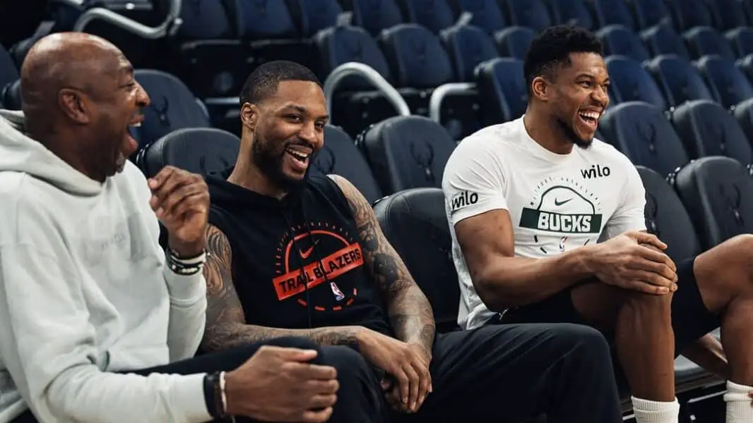 Former Bucks teammate Damian Lillard shares moment with Giannis after 3-point contest: “Only time he’s ever gonna see it” Milwaukee Bucks, Damian Lillard, Giannis Antetokounmpo