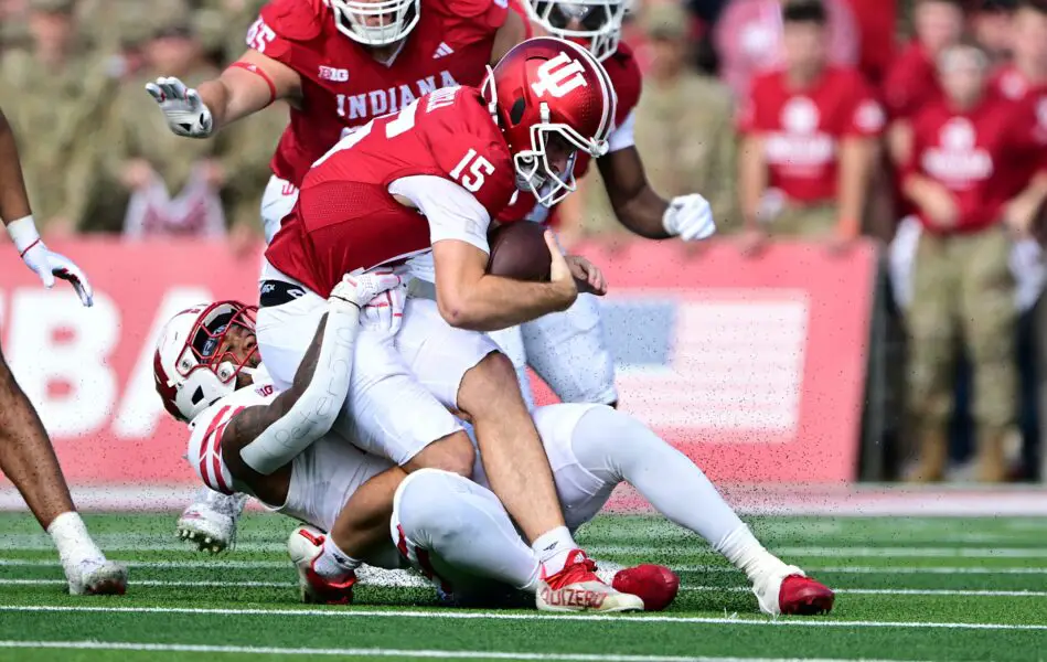 Wisconsin Badgers fall to #2 Indiana Hoosiers despite competitive first-half of play USATSI 27594072 168400517 lowres