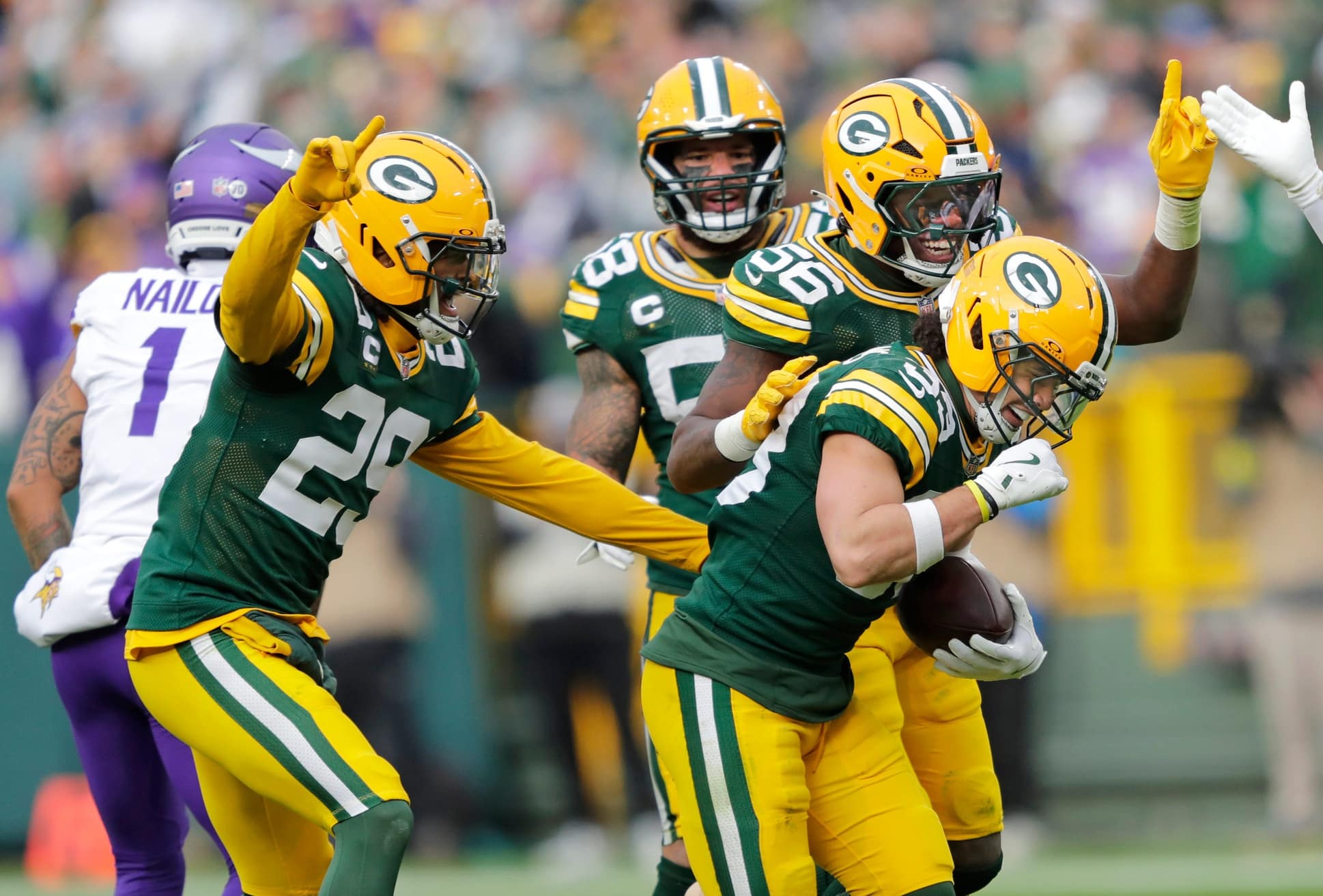 Packers Troll Vikings With Savage Gesture After JJ McCarthy INT