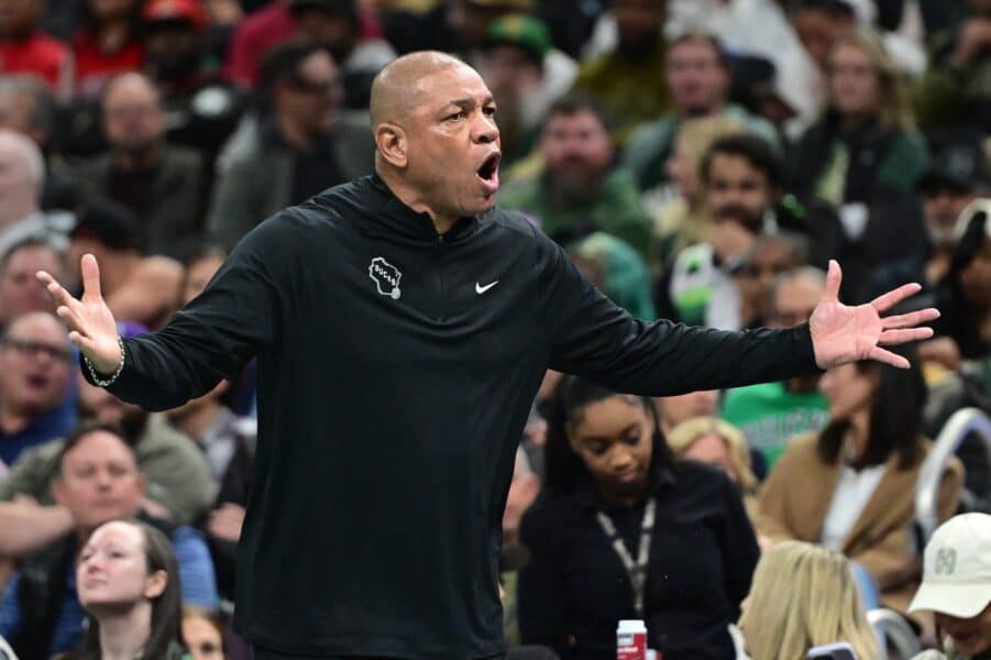 Doc Rivers frustrated as Bucks let win slip against KD and the Rockets 1 Nov 7, 2025; Milwaukee, Wisconsin, USA; Milwaukee Bucks head coach Doc Rivers reacts in the second quarter against the Chicago Bulls at Fiserv Forum. Mandatory Credit: Benny Sieu-Imagn Images