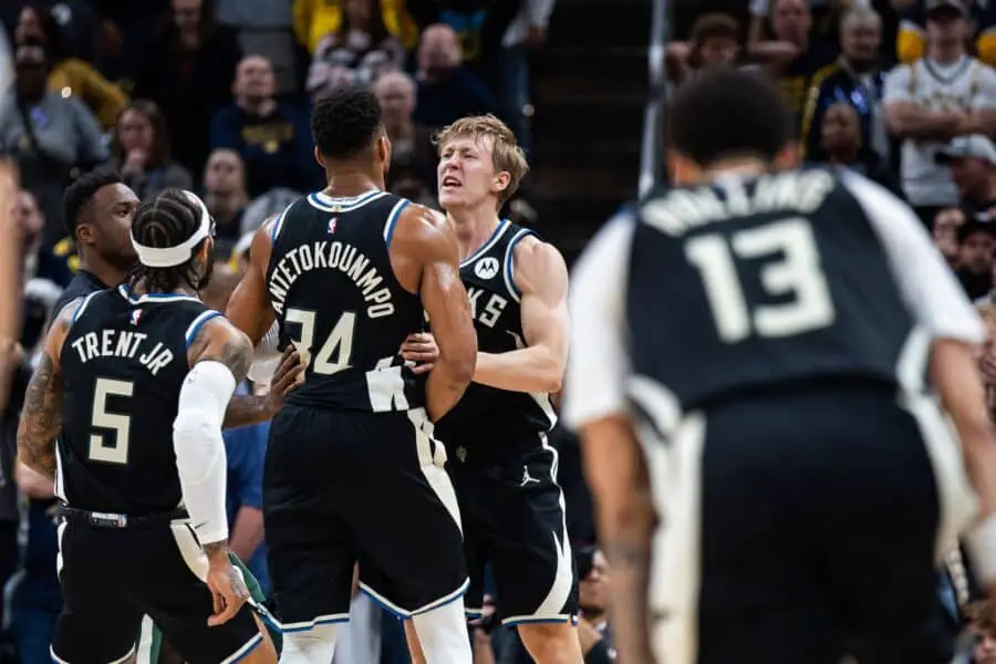 Giannis Antetokounmpo builds chemistry with new teammate and it’s not Myles Turner Nov 3, 2025; Indianapolis, Indiana, USA; Milwaukee Bucks forward Giannis Antetokounmpo (34) celebrates the game winning shot against the Indiana Pacers with teammates in the second half at Gainbridge Fieldhouse. Mandatory Credit: Trevor Ruszkowski-Imagn Images