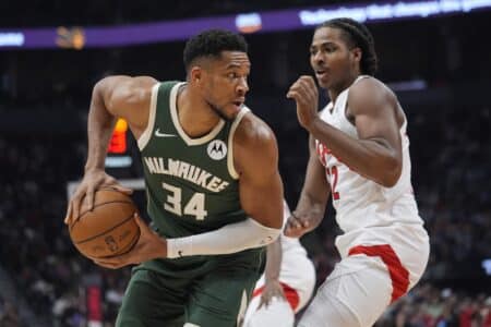 Giannis Antetokounmpo’s latest cold spell could be a concern for the Bucks Nov 4, 2025; Toronto, Ontario, CAN; Milwaukee Bucks forward Giannis Antetokounmpo (34) drives tot he net against Toronto Raptors forward Collin Murray-Boyles (12) during the first half at Scotiabank Arena. Mandatory Credit: John E. Sokolowski-Imagn Images
