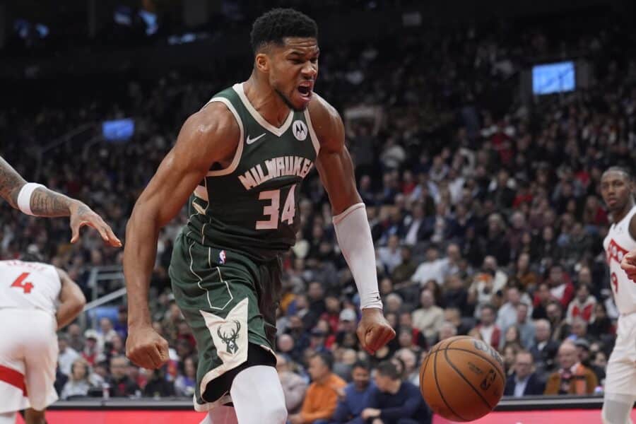 Giannis Antetokounmpo carries Bucks on Wilt-like pace, but can he sustain It? Nov 4, 2025; Toronto, Ontario, CAN; Milwaukee Bucks forward Giannis Antetokounmpo (34) reacts after making a basket against the Toronto Raptors during the first half at Scotiabank Arena. Mandatory Credit: John E. Sokolowski-Imagn Images