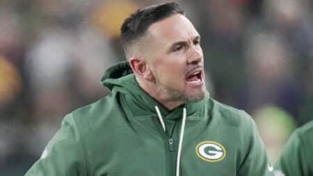 Packers’ Matt LaFleur makes eye-opening admission on Broncos before Week 15 game Green Bay Packers head coach Matt Lafleur yells oat an official