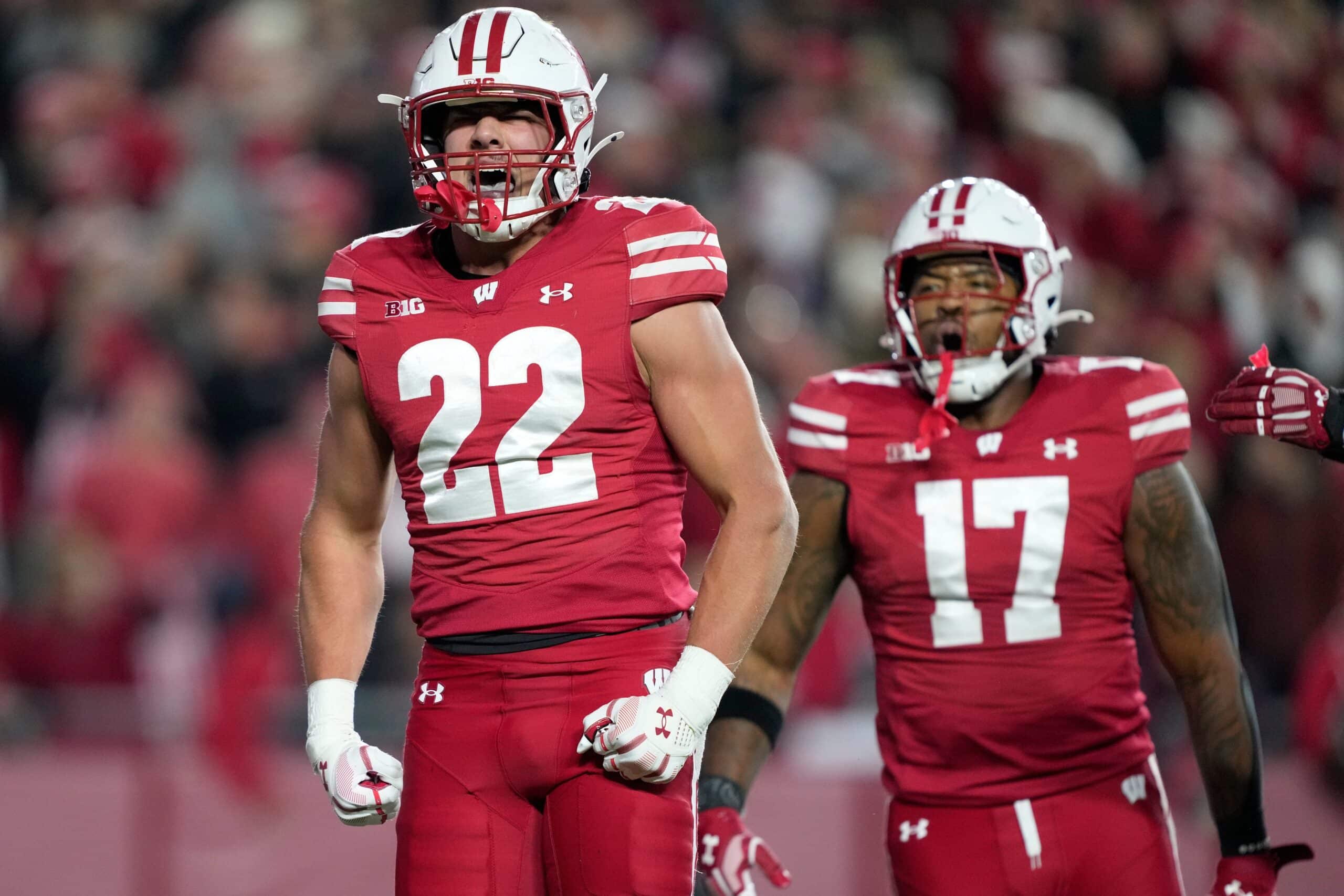 "He's Doing It" Badgers Star Declares For 2026 NFL Draft (Breaking) 2 Nov 22, 2025; Madison, Wisconsin, USA; Wisconsin Badgers linebacker Mason Reiger (22) reacts with teammate Wisconsin Badgers linebacker Darryl Peterson (17) to sacking Illinois Fighting Illini quarterback Luke Altmyer (not pictured) during the second quarter at Camp Randall Stadium. Mandatory Credit: Kayla Wolf-Imagn Images