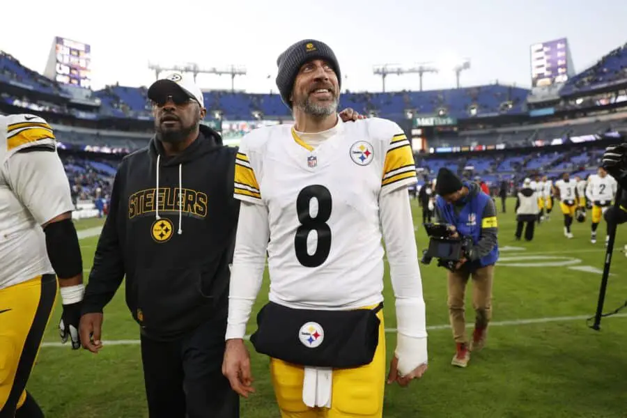 “Well, I’m Not The Oldest Guy In The League”:Aaron Rodgers On Philip Rivers Coming Out Of Retirement