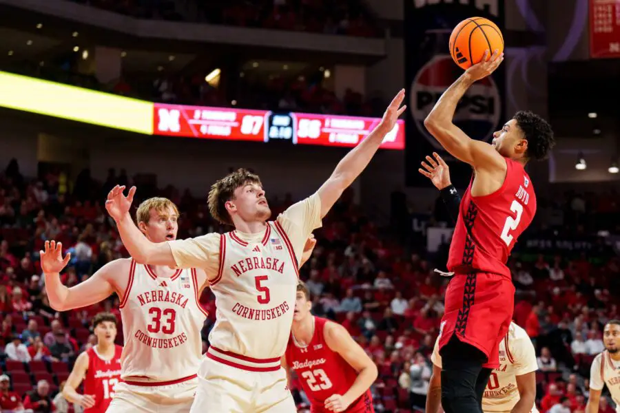 Tough challenge awaits Badgers' defense against Villanova Wildcats 1 USATSI 27790033 168400517 lowres