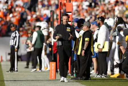 Breaking: Packers’ Star WR Taken To Hospital After Devastating Loss To Broncos (Report) USATSI 27816577