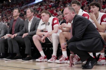 Wisconsin Badgers Defeat Penn State Nittany Lions, 98-71, Behind Strong 50-Point First-Half Wisconsin Badgers