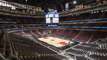 United Center in Chicago is one of the biggest NBA arenas by capacity
