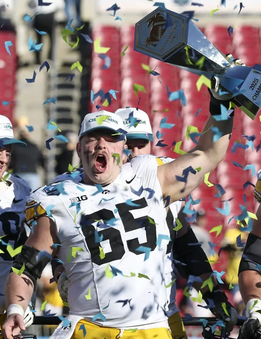 Green Bay Packers legend Bryan Bulaga identifies player he wants team to take in 2026 NFL Draft 1 Green Bay Packers, Logan Jones, Bryan Bulaga